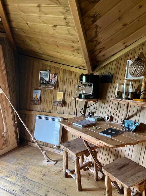 Cabane Spa Refuge à Chassey-Lès-Montbozon (9)