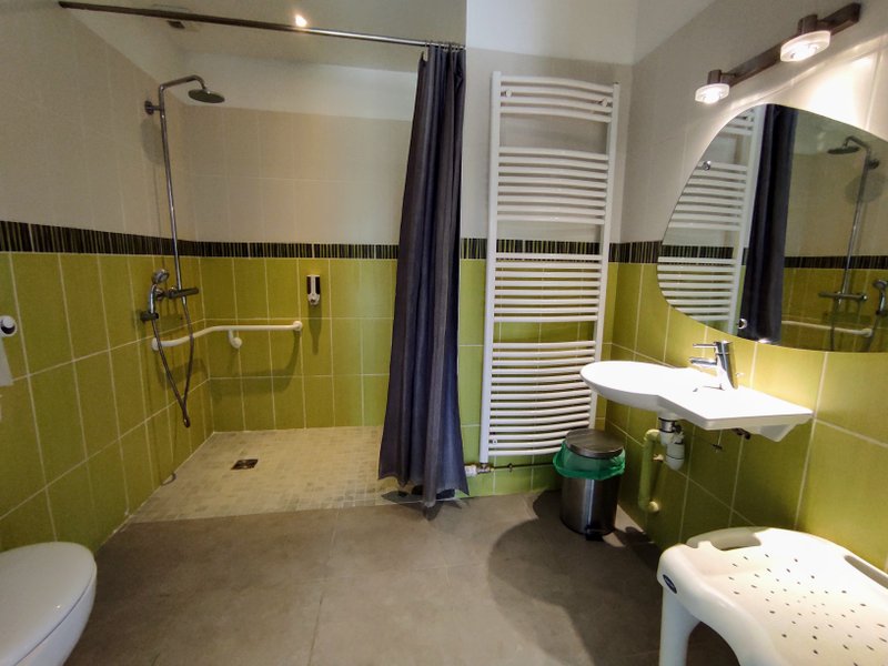 Hébergement AbracadaRoom : Yourte famille nombreuse - Image 10