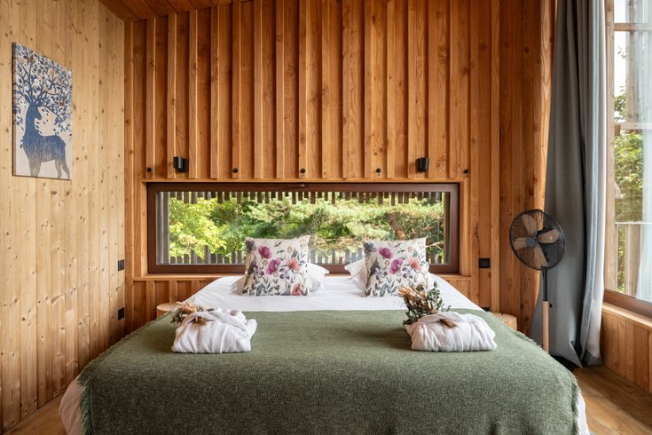 Hébergement AbracadaRoom : Villa Forêt & Spa – Domaine privatisé avec cabanes et espace bien-être - Image 5