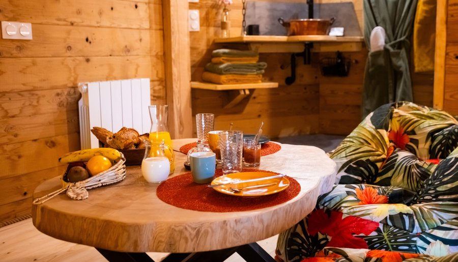 Hébergement AbracadaRoom : La Cabane et SPA Chez Jules - Image 7