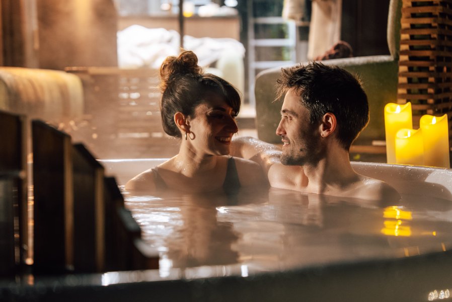 Hébergement AbracadaRoom : Sacrée Cabane - Bain nordique & douche cascade - Image 3