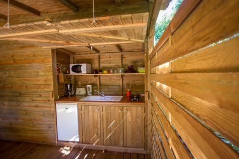 Hébergement AbracadaRoom : Case créole en bois - Image 13