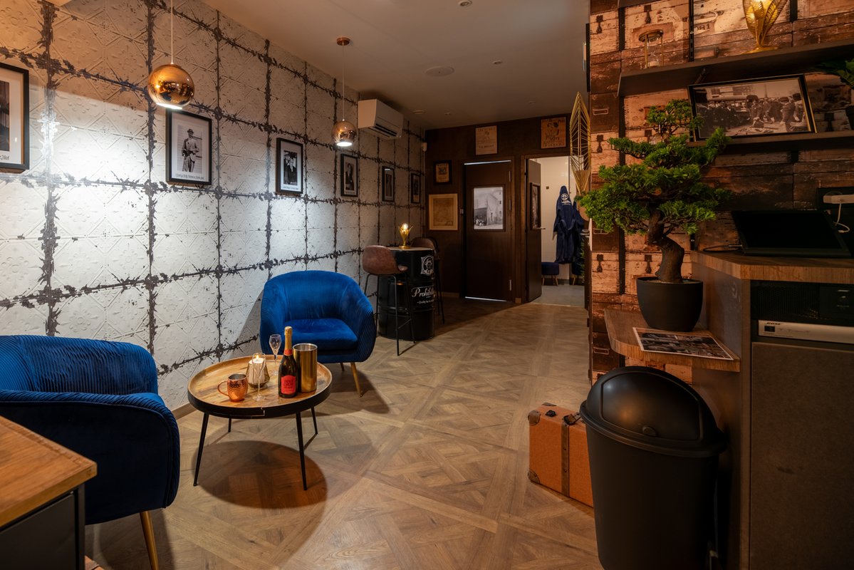 Prohibition - Love, Atypique room & Spa & Sauna à Issoudun (8)