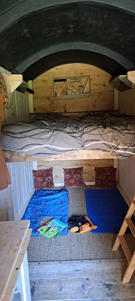 Hébergement AbracadaRoom : La Roulotte Franco-Suisse - Image 7