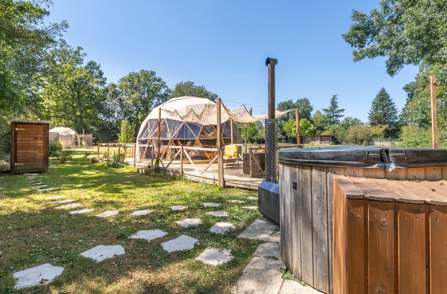 Hébergement AbracadaRoom : Le Grand Dôme et son bain nordique - Image 1