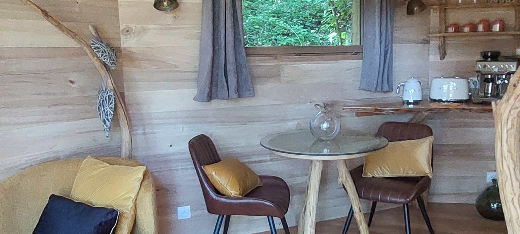 Cabane perchée ASTERIA & Spa à Sarrant (22)