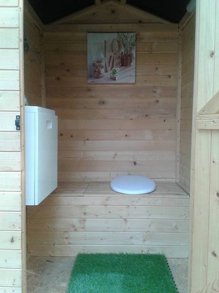 wc-bulle-nymphes-mas-des-pins