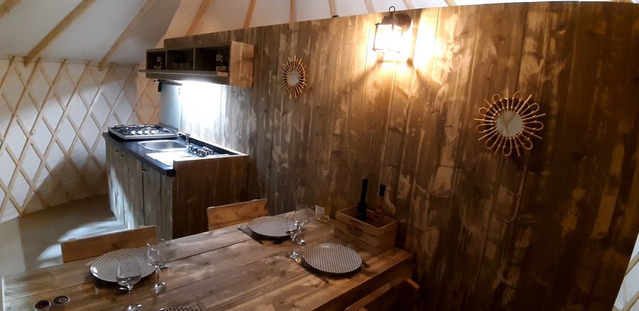 Hébergement AbracadaRoom : Yourte WOOD 5 personnes - Image 2