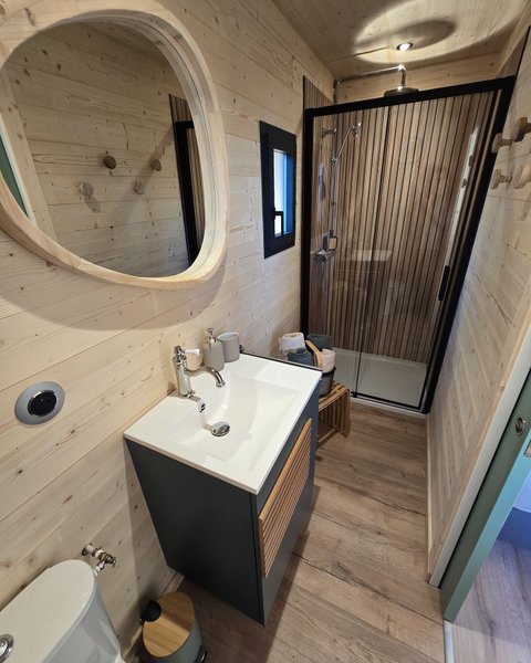 Hébergement AbracadaRoom : La Cabane Aixoise Piscine & Spa - Image 9