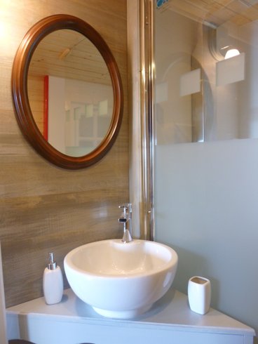 Hébergement AbracadaRoom : Roulotte de Charme - Image 17