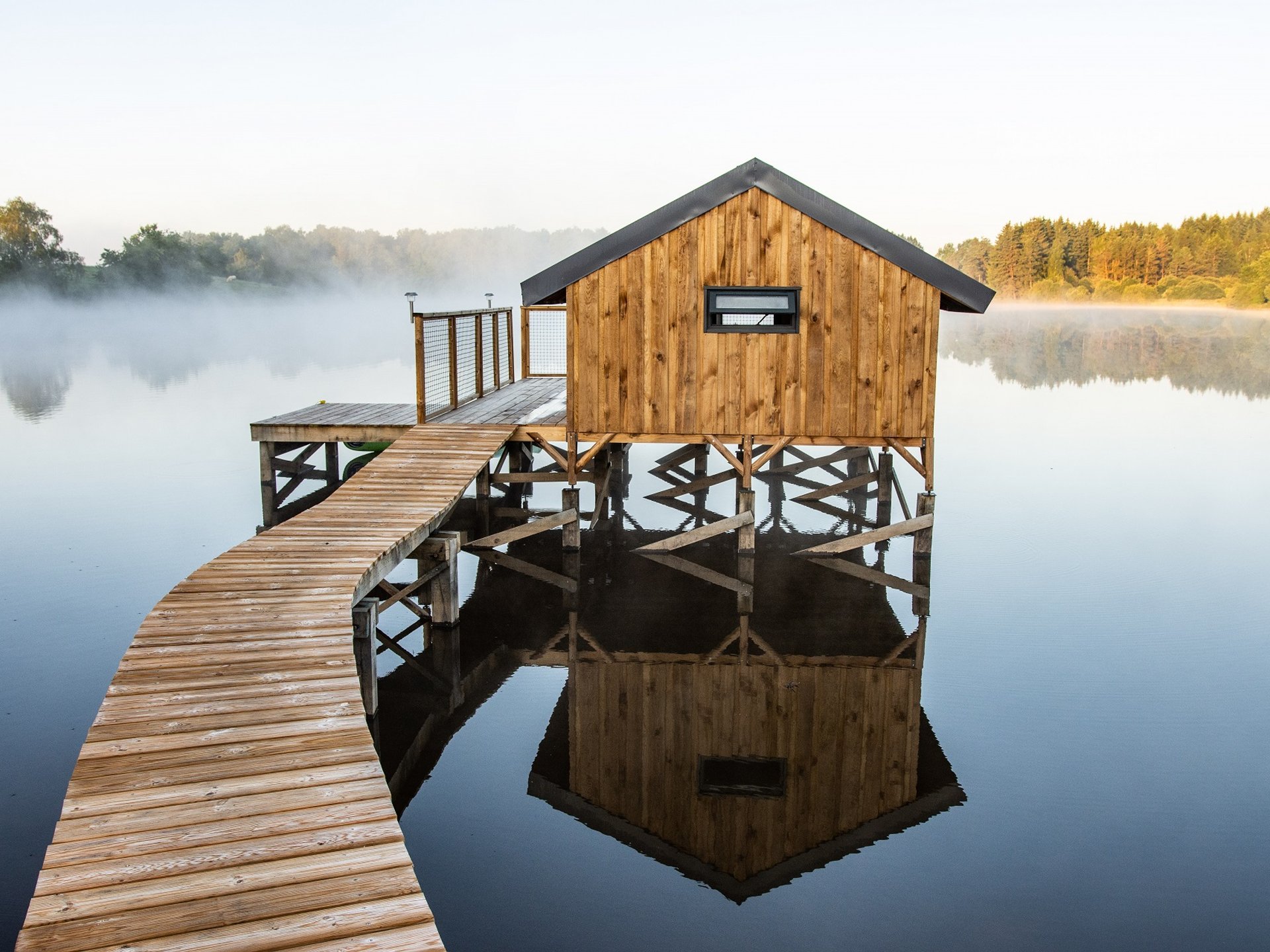 Cabane sur l'eau Busard