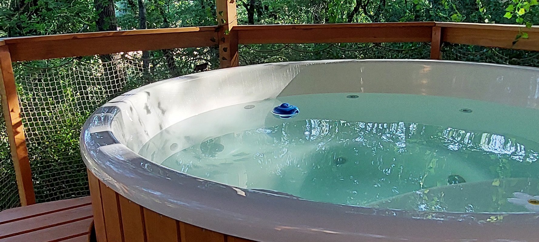 Cabane perchée ASTERIA & Spa à Sarrant (30)