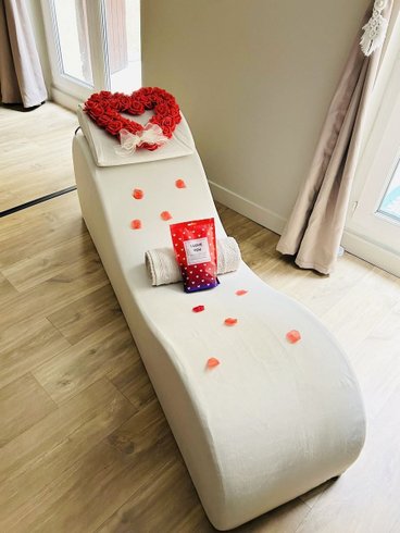 Hébergement AbracadaRoom : Amour & Bulles — Onconventionele & Hybride Love Room | Whirlpool, Tantra & Spannend Universum | Valence - Image 16