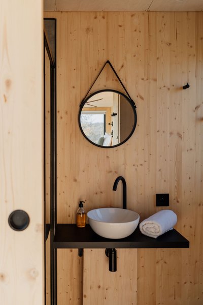 Hébergement AbracadaRoom : Parcel Tiny House - en Picardie proche Lille et Paris vue prairie - Image 11