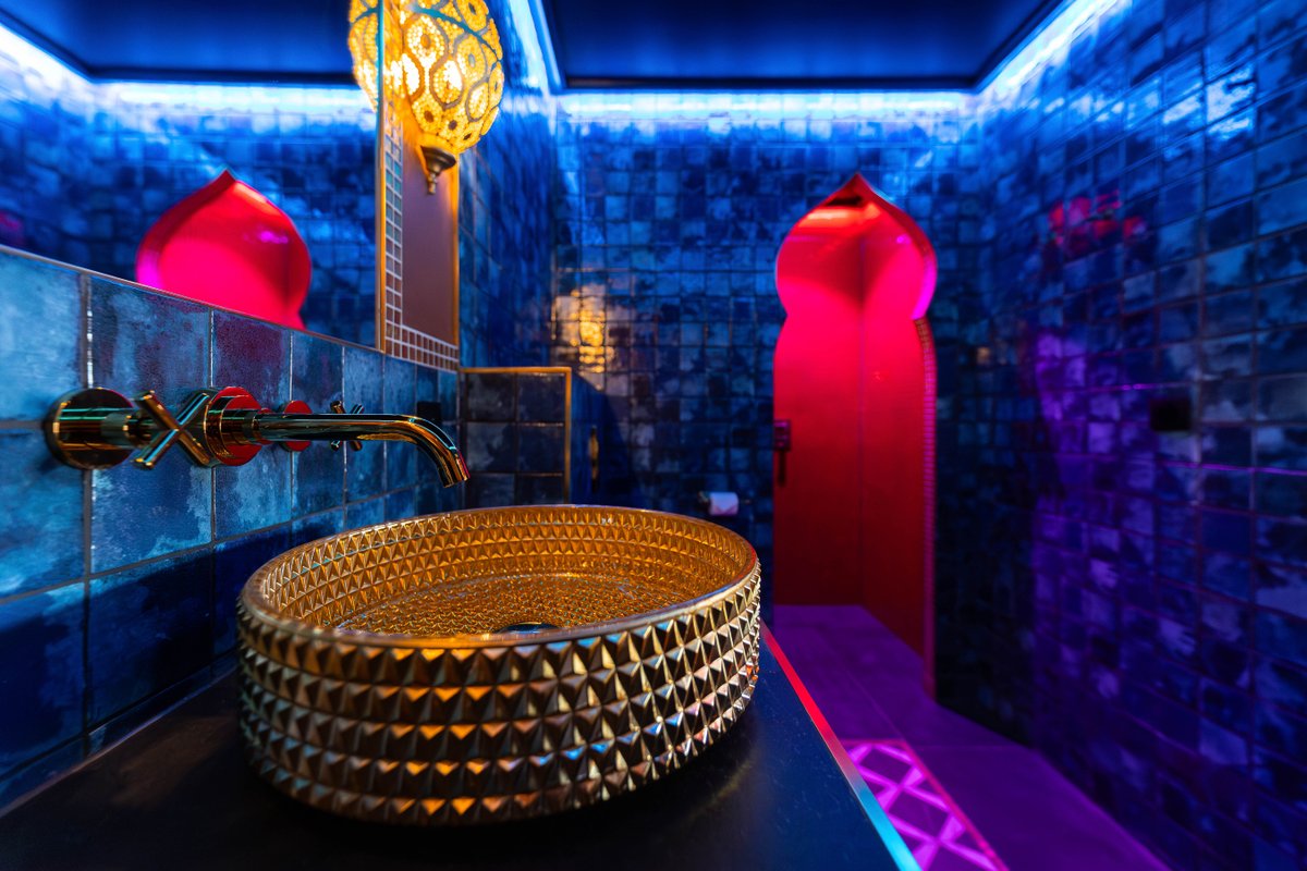 Le Palais des Mille et Une Nuits - Love Room, Jacuzzi, Pièce Secrète à Scheibenhard (8)