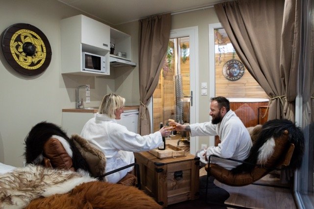 Hébergement AbracadaRoom : Lodge Valhalla - bain nordique-kota grill (repas inclus)-sauna au feu de bois - Image 8