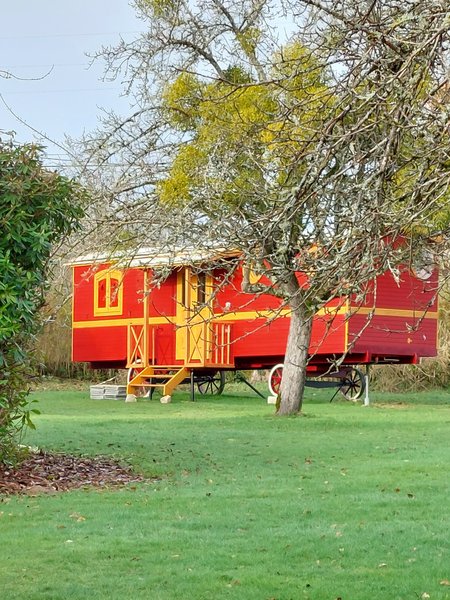 Hébergement AbracadaRoom : Roulotte ZEN - Image 1