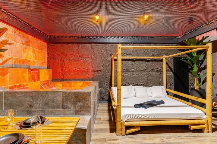 Hébergement AbracadaRoom : GAÏA • Filet suspendu, spa et suite privative - Image 17