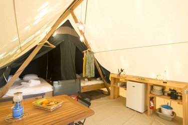 intérieur tente canadienne