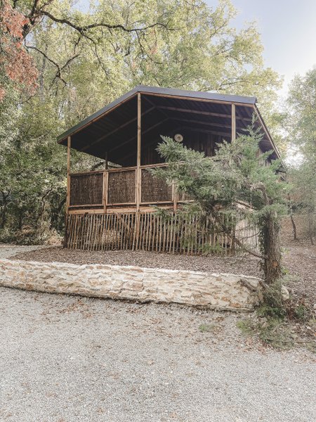 Hébergement AbracadaRoom : Cabane Tèrra - Lodge sur pilotis au cœur de la nature, calme & bien-être, réservé aux adultes • linge & ménage inclus • climatisation réversible • cuisine équipée - Image 18