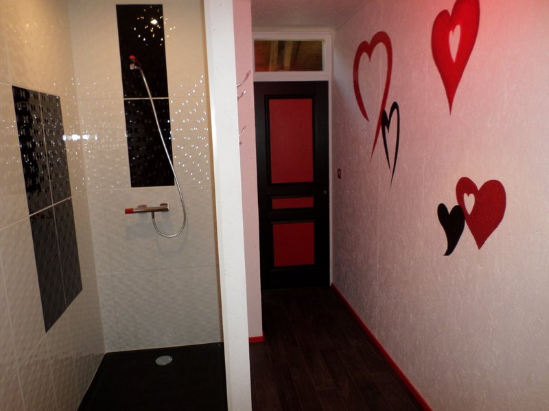 Hébergement AbracadaRoom : Kiosque Glam, accès piscine & SPA - Image 10