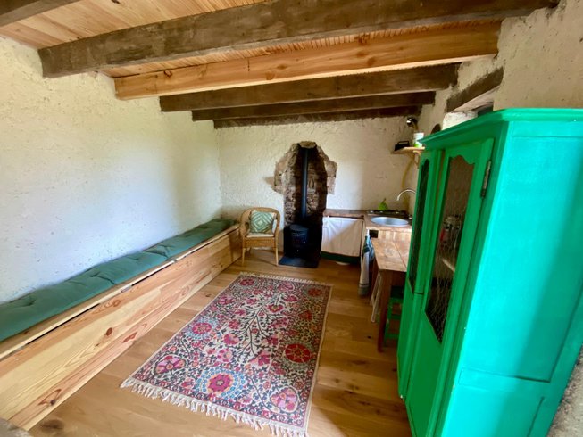 Hébergement AbracadaRoom : Cabane autonome dans les bois - Image 3