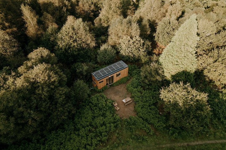 Domaine AbracadaRoom : Parcel Tiny House - dans une forêt du Morbihan - Image 1