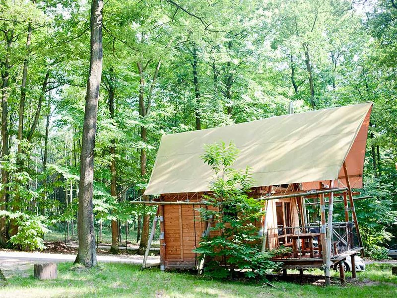 Domaine AbracadaRoom : Huttopia Versailles - Image 6