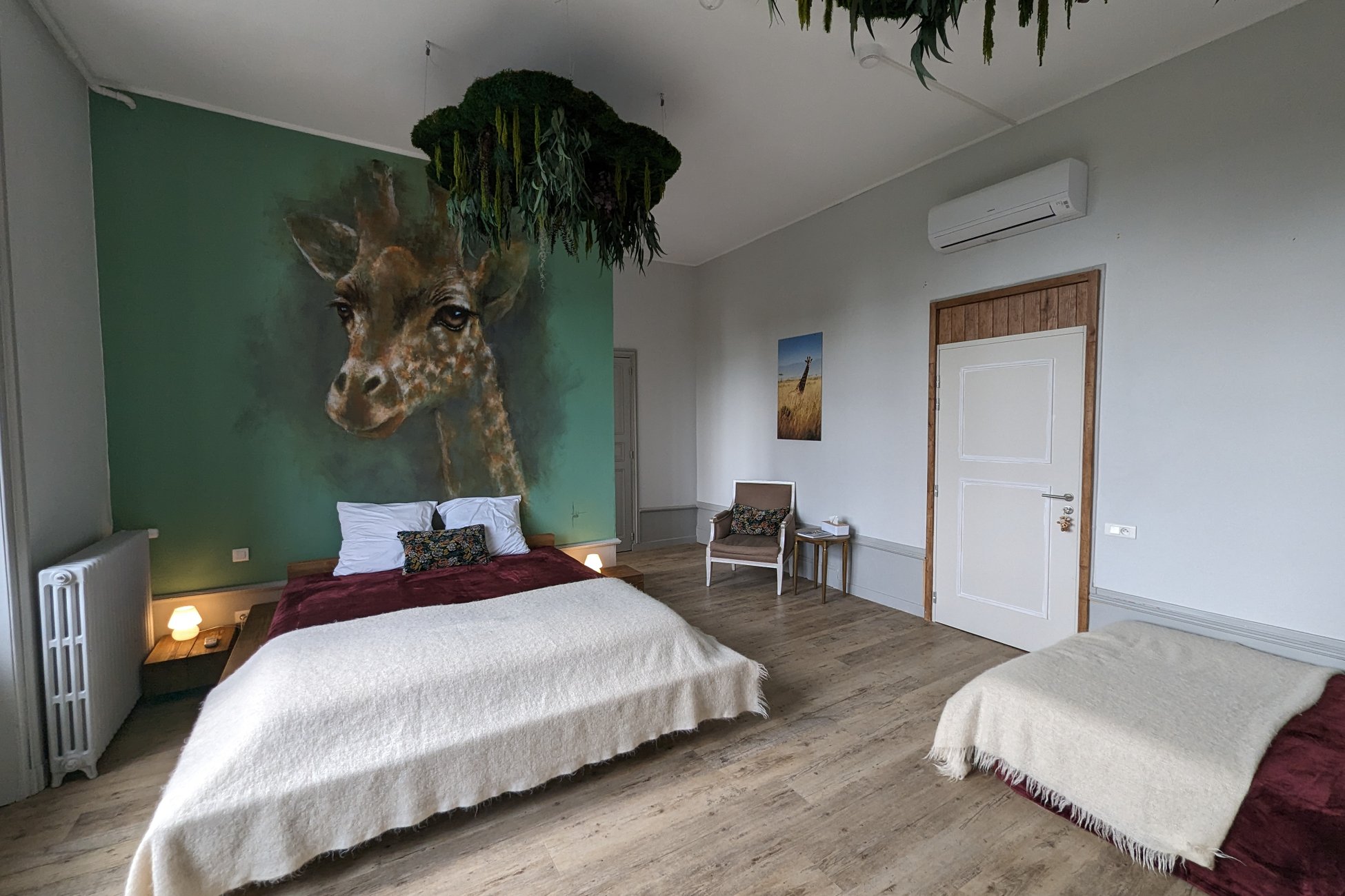 Hébergement UnicStay : Chambre "Rêve de Girafe" à Parentignat