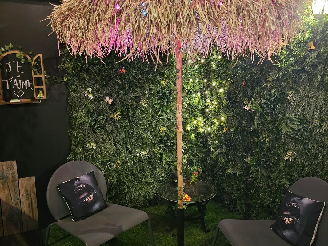 Secret love garden loveroom n'spa à Soleymieu (39)