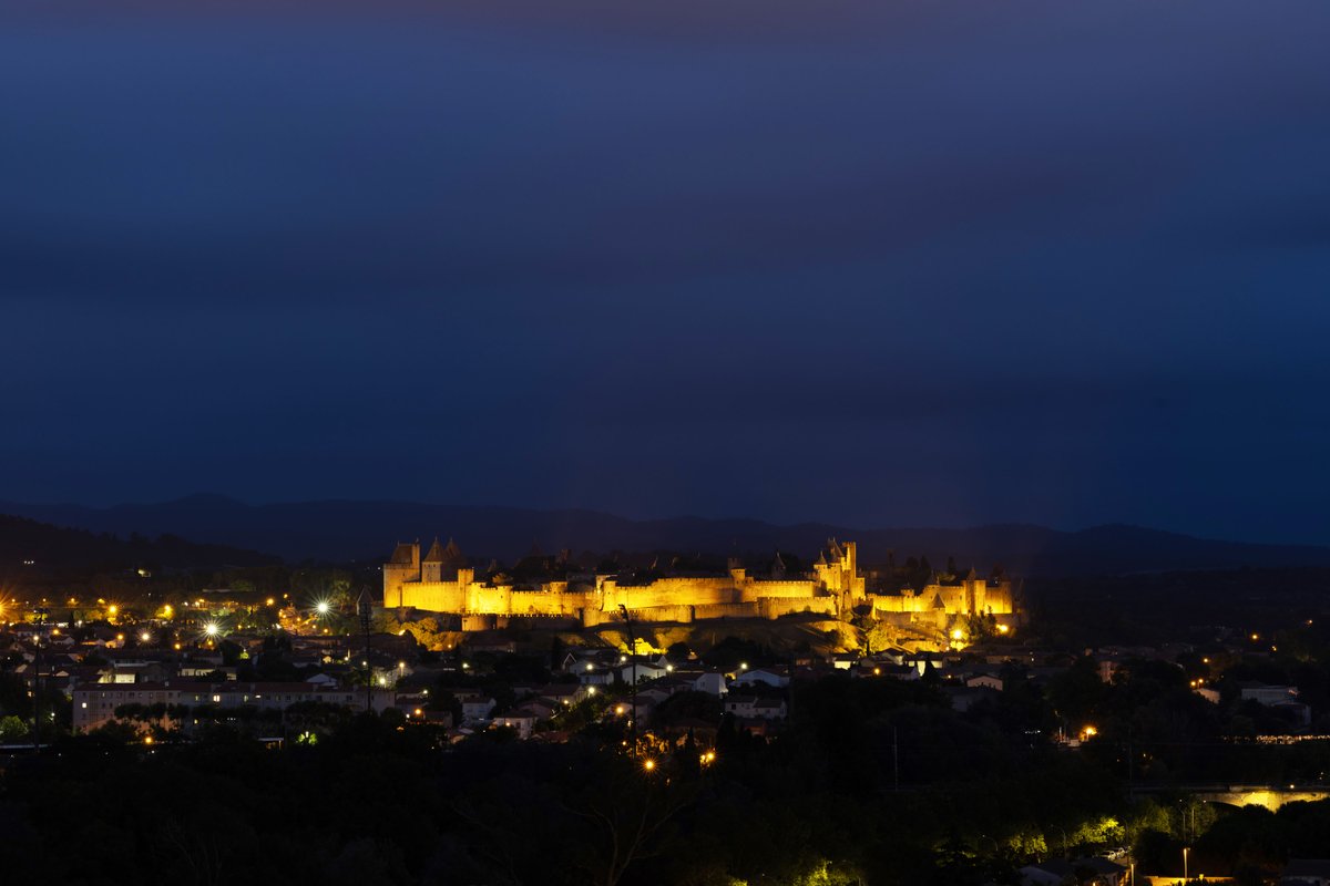 La Suite vue panoramique et Spa à Carcassonne (1)