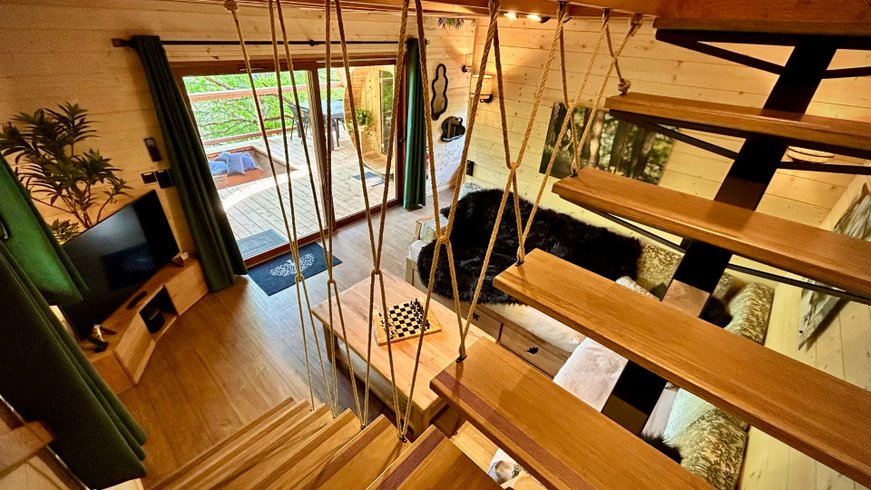 Hébergement AbracadaRoom : Cabane perchée & spa + sauna - Image 5