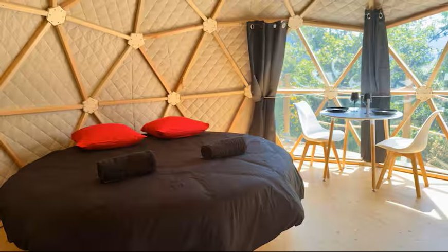 Hébergement AbracadaRoom : Dôme Climatisé & Balnéothérapie - Image 2
