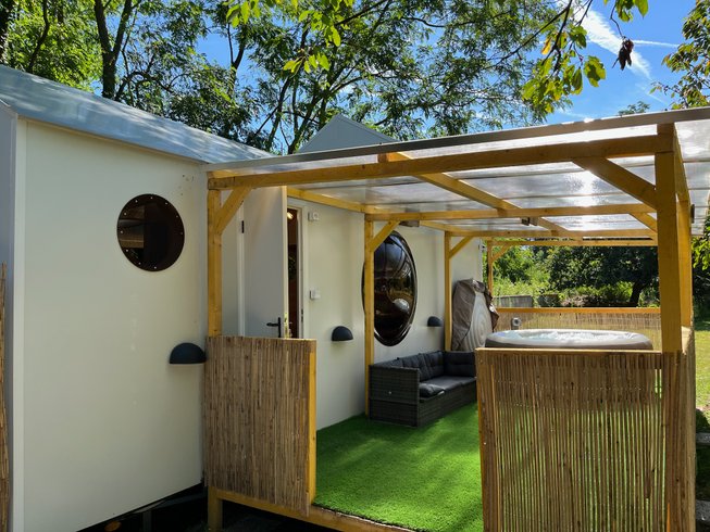 Hébergement AbracadaRoom : La Family sCarabane & Spa - Image 3