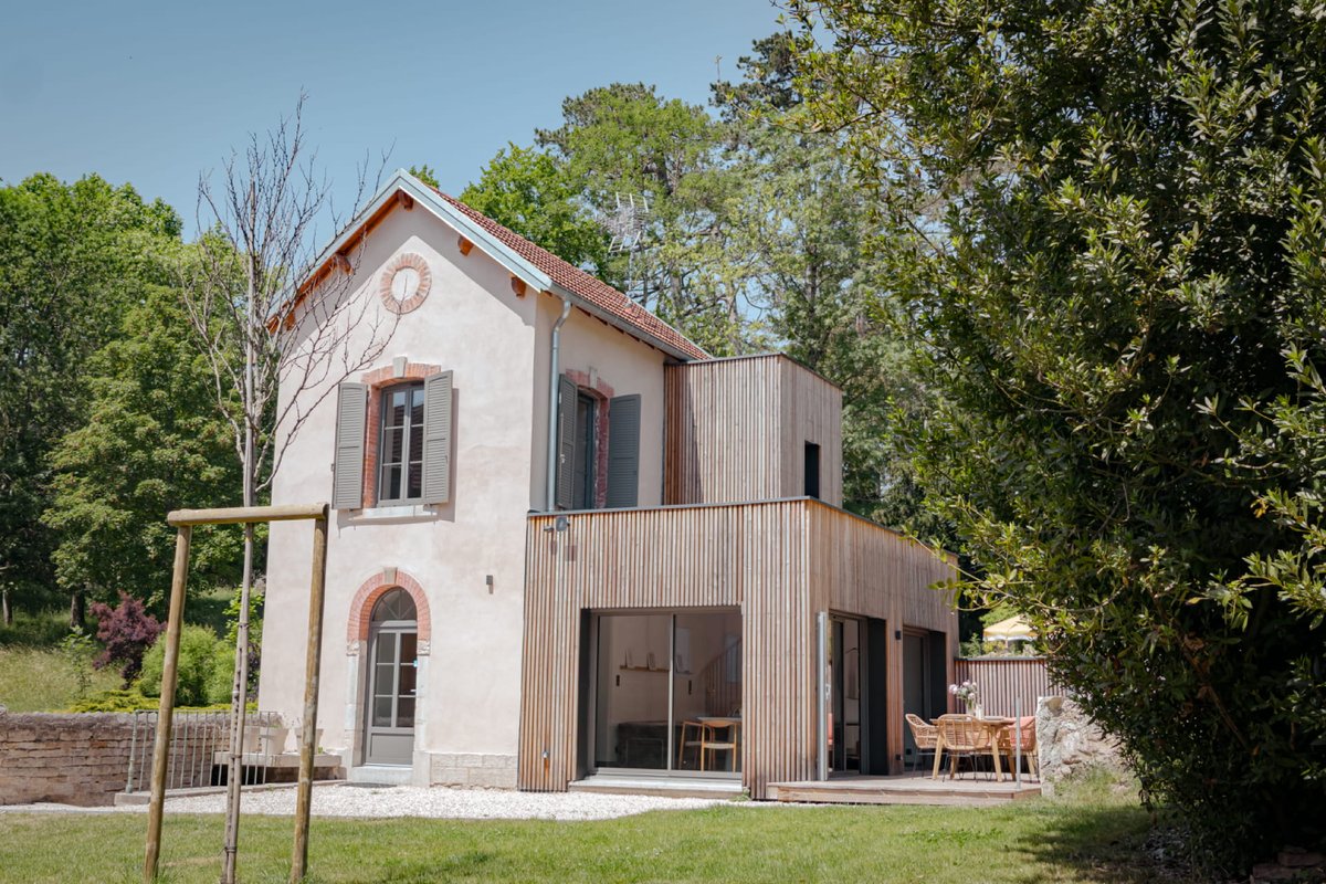 Pigeonnier centre-ville avec bain nordique privé à Quincey (16)