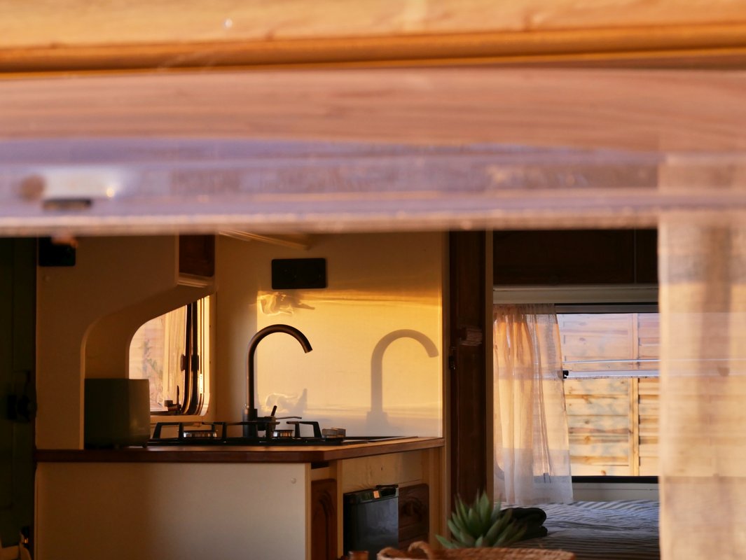 Tiny House Kaki & bain nordique à Rumes (27)