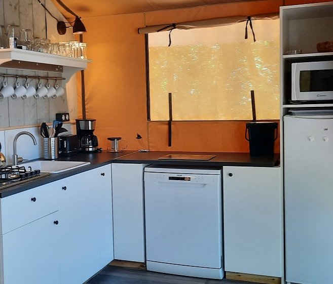 Hébergement AbracadaRoom : Tente safari sur pilotis - Image 4