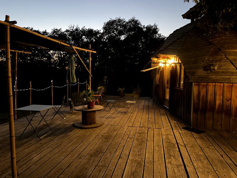 Hébergement AbracadaRoom : La cabane L'insolite Tanière - Image 2