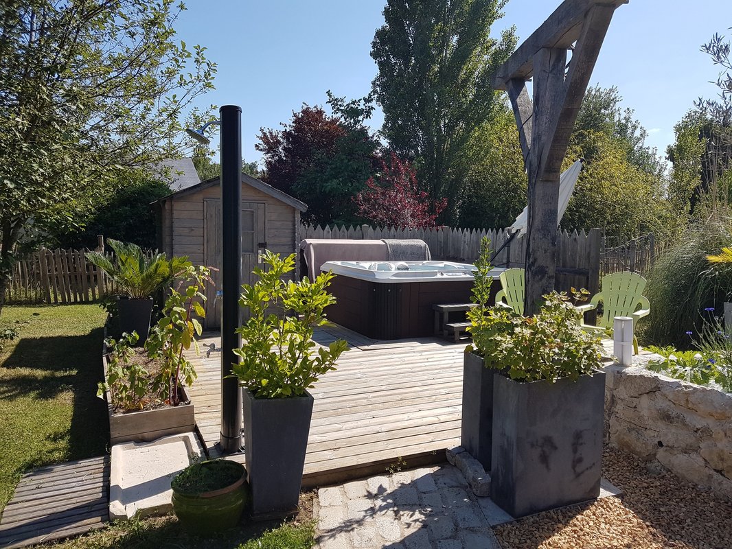 Jeanne et le Phoenix & Spa à Monts (27)
