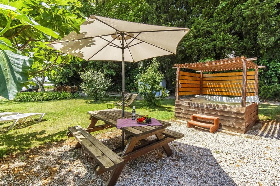 Hébergement AbracadaRoom : La Roulotte Spa Gitane - Image 4