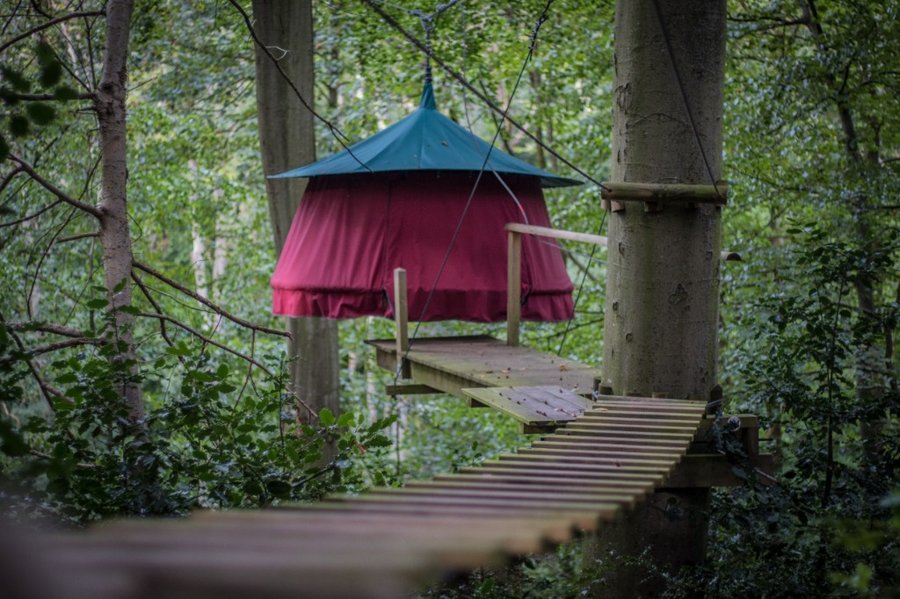 Hébergement AbracadaRoom : Tente suspendue Woody Park - Image 3