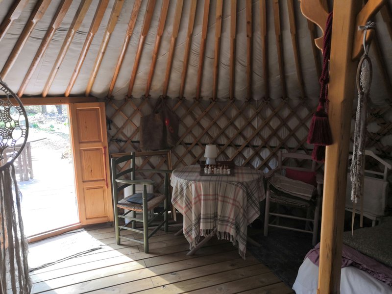 Hébergement AbracadaRoom : Yourte en Provence & piscine - Image 7