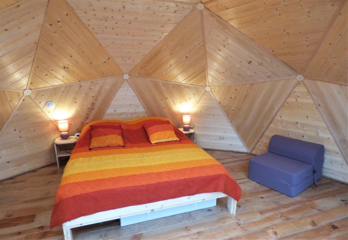 Hébergement AbracadaRoom : Dôme perché au bord du lac - Image 5