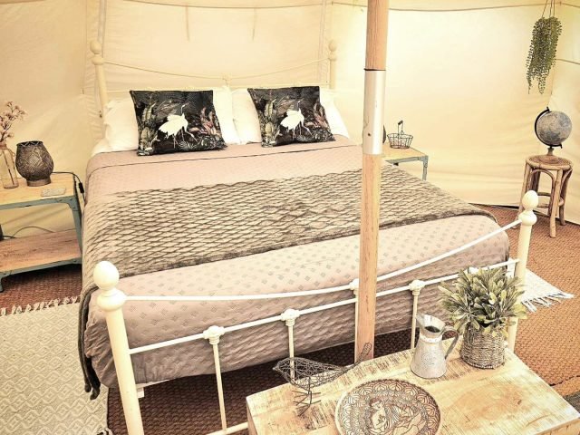 Hébergement AbracadaRoom : Lotus belle tipi Le Ranch Camping et Glamping - Image 3