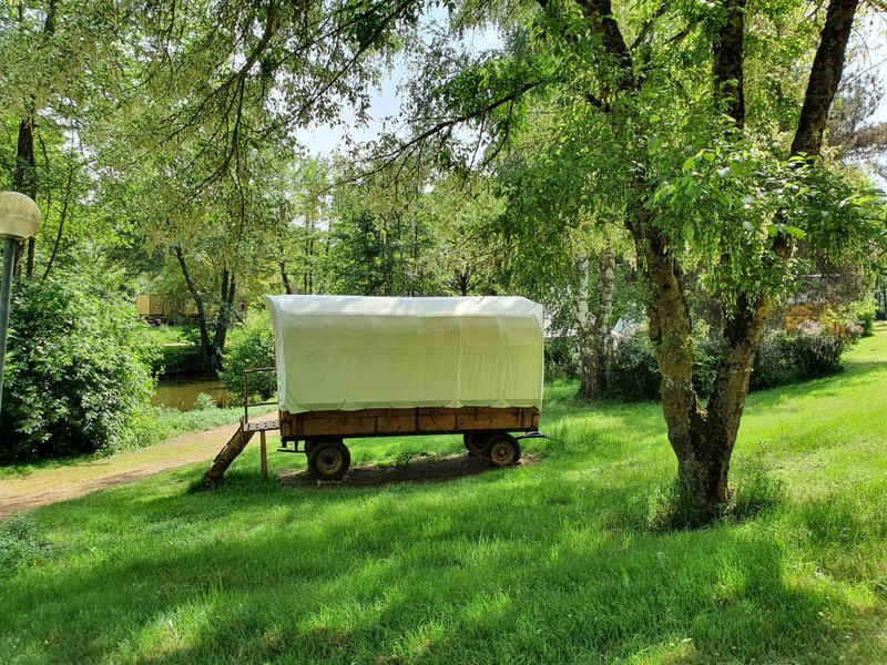 Hébergement AbracadaRoom : Le chariot western - Image 2