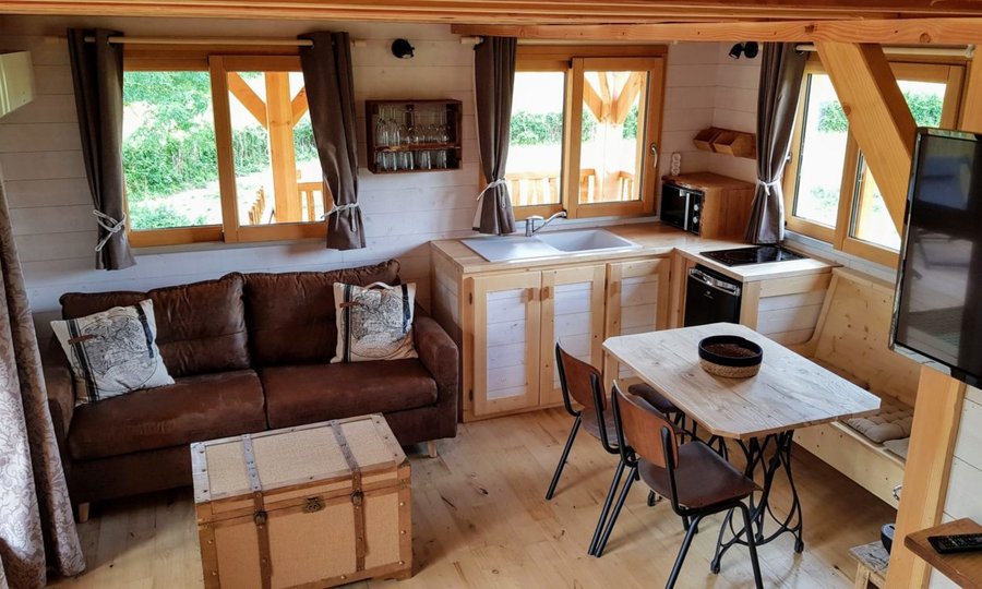 Hébergement AbracadaRoom : La Cabane Spa Rose des Vents - Image 8