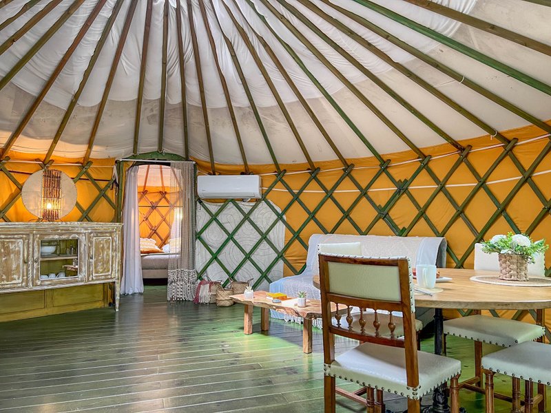 Hébergement AbracadaRoom : La Love Yourte - Image 1