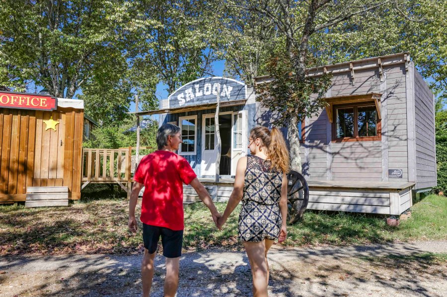 Hébergement AbracadaRoom : Mobil-home Saloon & SPA privatif - Image 4