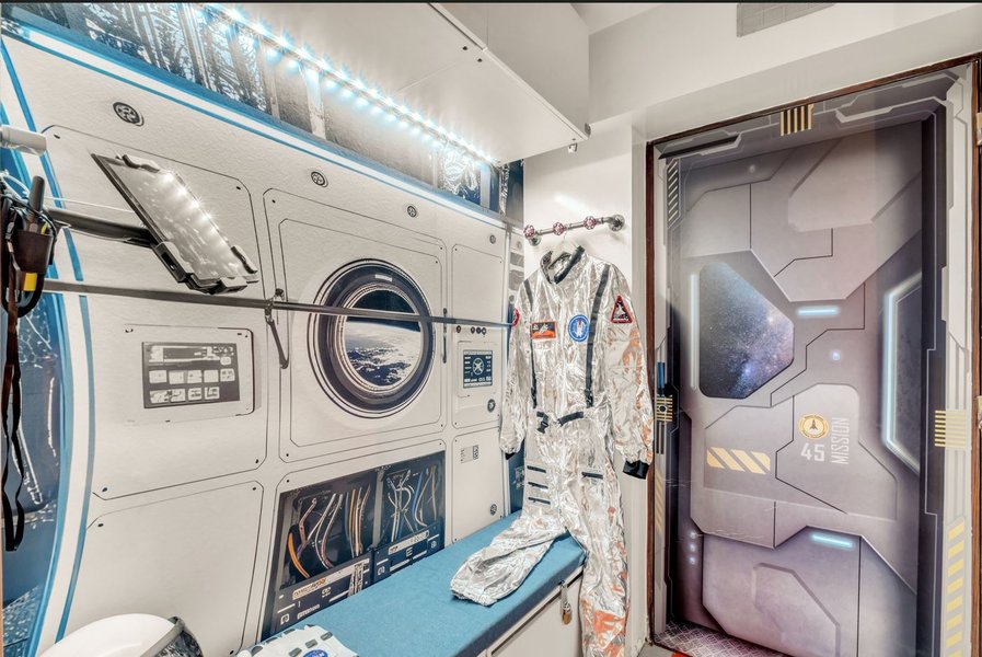 Hébergement AbracadaRoom : Navette spatiale Nebula Voyageur - Toulouse - Cité de l'espace - Image 1