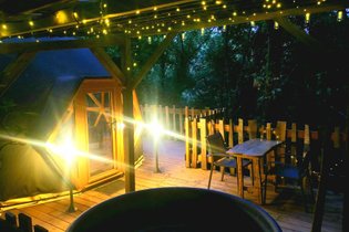 Dôme Stonewood sur pilotis & spa